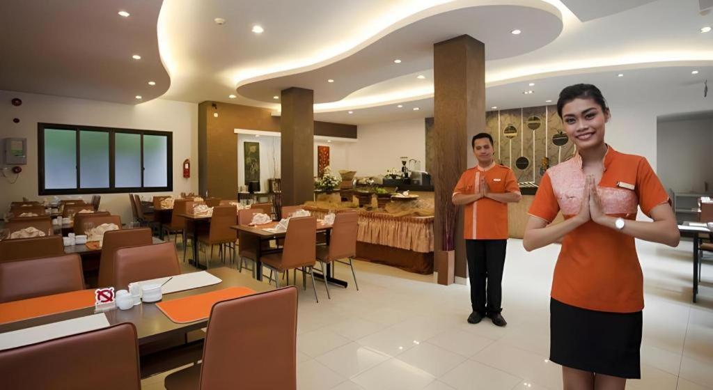 Grand Malioboro Yogyakarta Hotel Kültér fotó