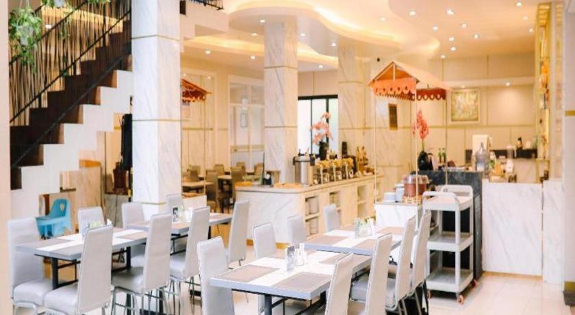 Grand Malioboro Yogyakarta Hotel Kültér fotó