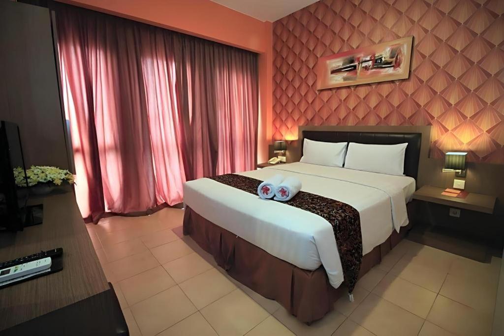 Grand Malioboro Yogyakarta Hotel Kültér fotó