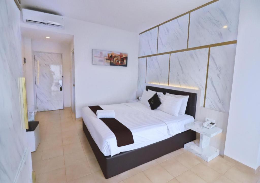 Grand Malioboro Yogyakarta Hotel Kültér fotó