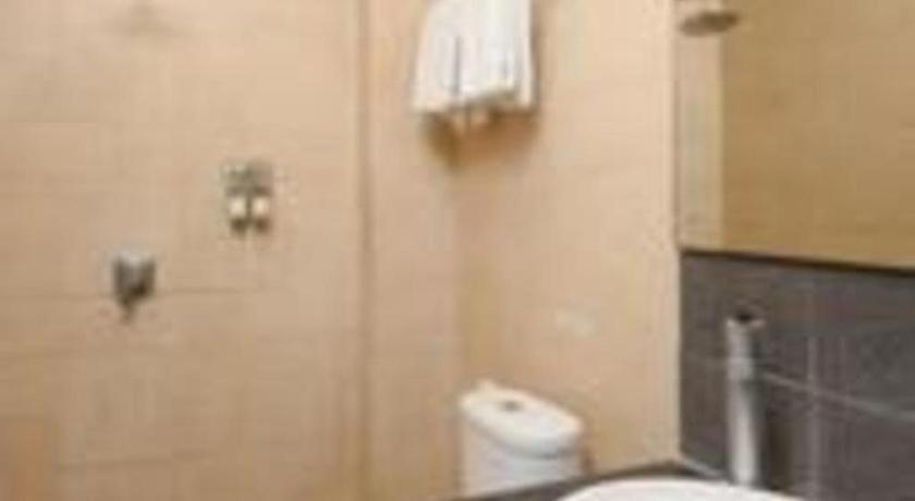 Grand Malioboro Yogyakarta Hotel Kültér fotó