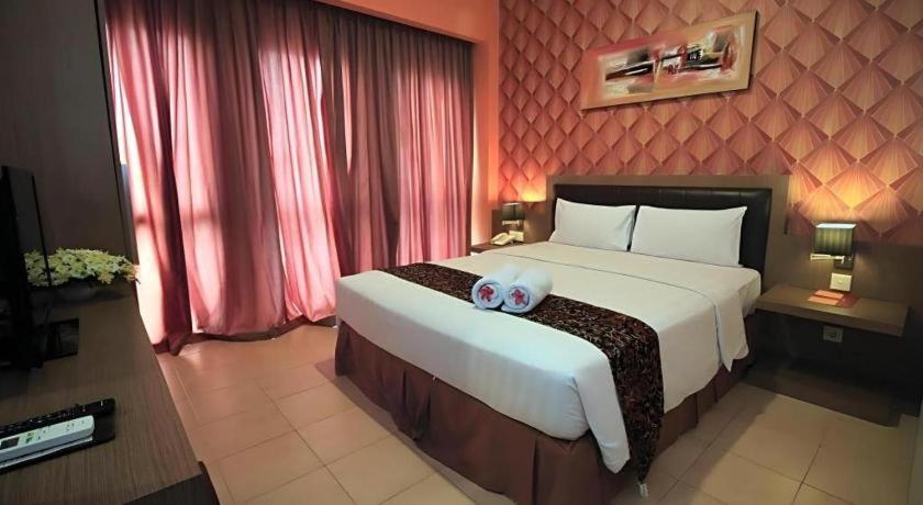 Grand Malioboro Yogyakarta Hotel Kültér fotó